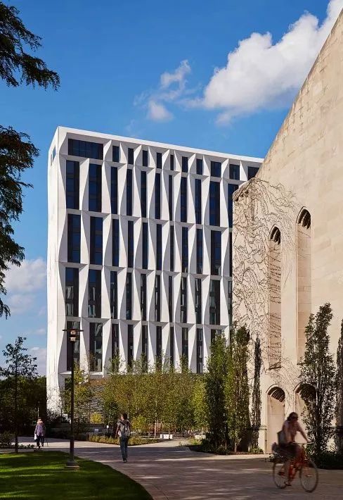 建筑设计丨竖 窗 设计合集(图3) 建筑设计丨竖 窗 设计合集(图3)