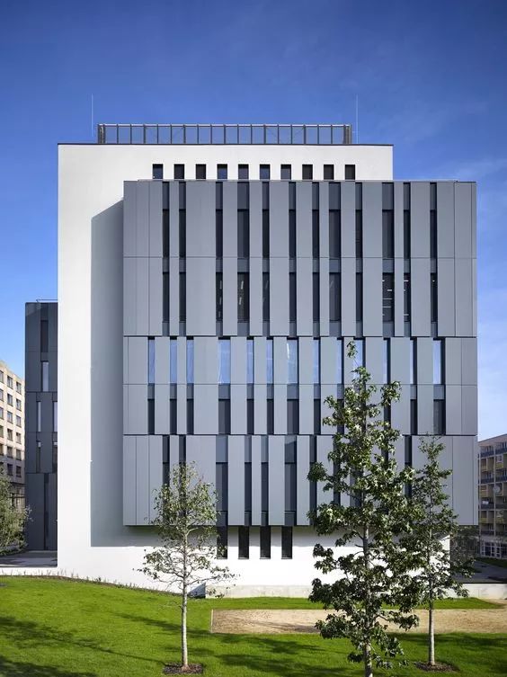 建筑设计丨竖 窗 设计合集(图28) 建筑设计丨竖 窗 设计合集(图28)