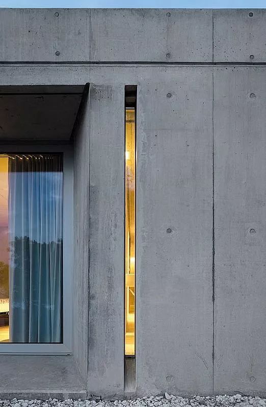 建筑设计丨竖 窗 设计合集(图33) 建筑设计丨竖 窗 设计合集(图33)