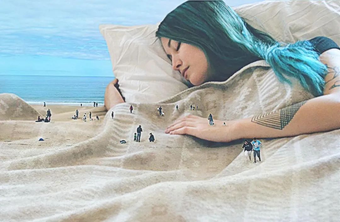她用身体作画,10万粉丝捂脸看,这是我们能看的吗?她“好色”,但是我们好爱!(图41) 她用身体作画,10万粉丝捂脸看,这是我们能看的吗?她“好色”,但是我们好爱!(图41)