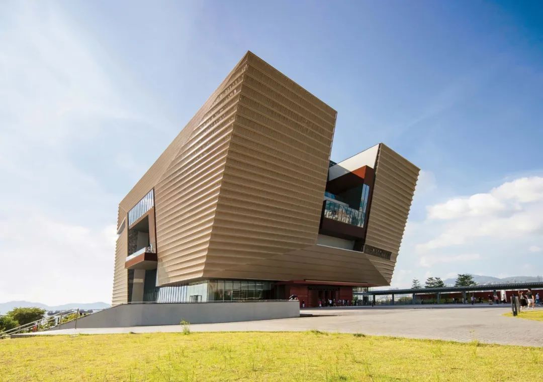 中国香港故宫博物院——用现代建筑语言,重新诠释了中国古代的空间概念(图10) 中国香港故宫博物院——用现代建筑语言,重新诠释了中国古代的空间概念(图10)