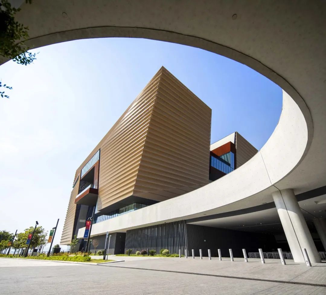 中国香港故宫博物院——用现代建筑语言,重新诠释了中国古代的空间概念(图9) 中国香港故宫博物院——用现代建筑语言,重新诠释了中国古代的空间概念(图9)