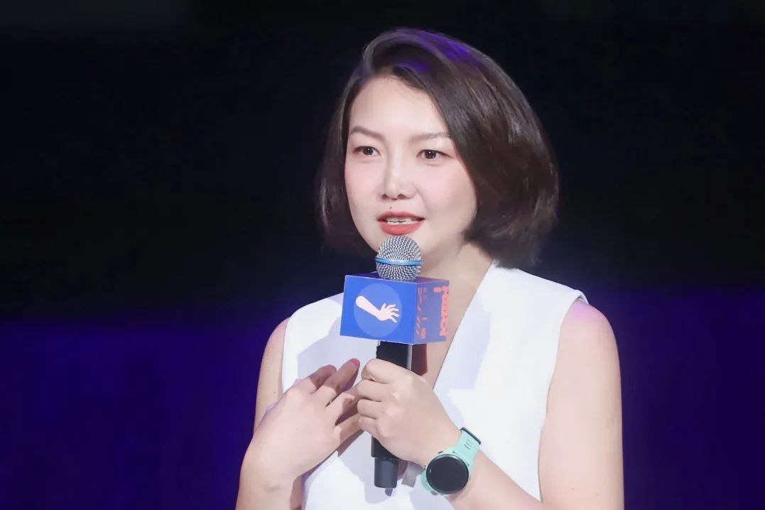 黄渤×高艳津子 |《谈·香·形》装置现代舞剧主题论坛“极度的张力”精彩回顾(图15) 黄渤×高艳津子 |《谈·香·形》装置现代舞剧主题论坛“极度的张力”精彩回顾(图15)