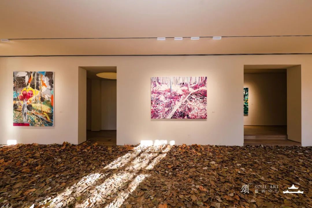 新展现场|李亚坤个展《光之海》——共享林中光韵(图3) 2.jpg