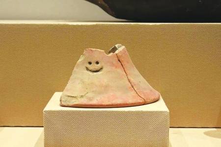 辽博微笑特展展品