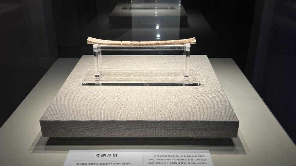 贾湖骨笛与8000年中原音声：65件组音