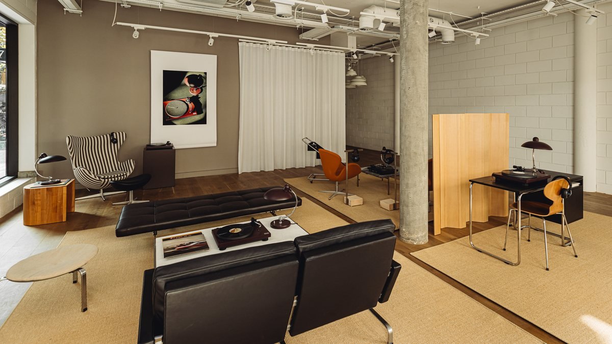 Fritz Hansen把伦敦展厅变成四