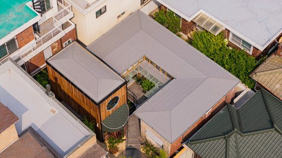 首尔Saekdong House：一条窄