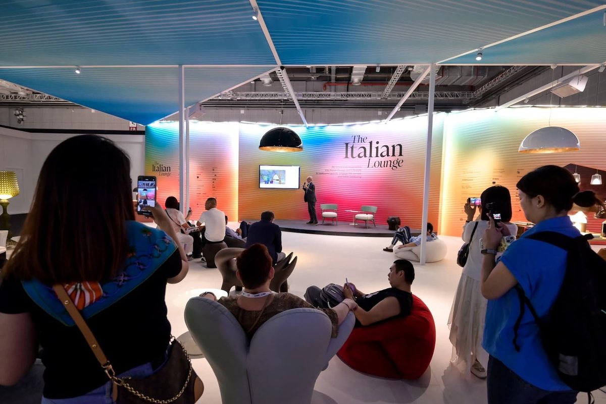 荷兰设计周 Design Miami Paris 设计展会 埃因霍温 荷兰设计周 Design Miami Paris 设计展会 埃因霍温 · SEEEEART