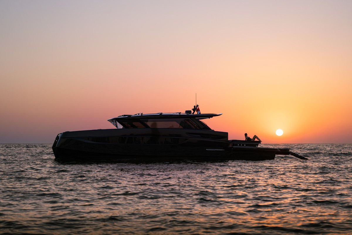 Sunreef Brabus Ultima 55 双体艇 游艇设计 碳纤维 Sunreef Brabus Ultima 55 双体艇 游艇设计 碳纤维