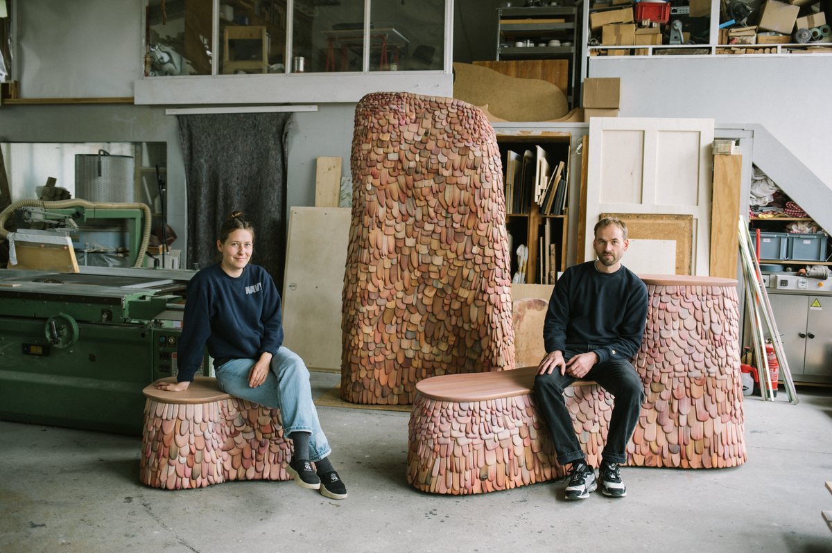 Lukas Wegwerth Corinna Dehn 犰狳系列木瓦家具 Gallery Fumi 展览 · SEEEE