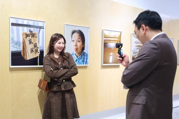 泰康美术馆「明亮的房间」:12位艺术家住进养老社区|SEEEEART 泰康美术馆「明亮的房间」:12位艺术家住进养老社区|SEEEEART · SEEEEART