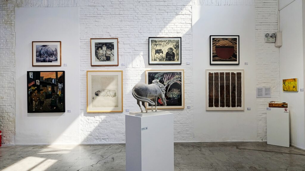 红门画廊35周年大展:宋小松“非折叠”纸