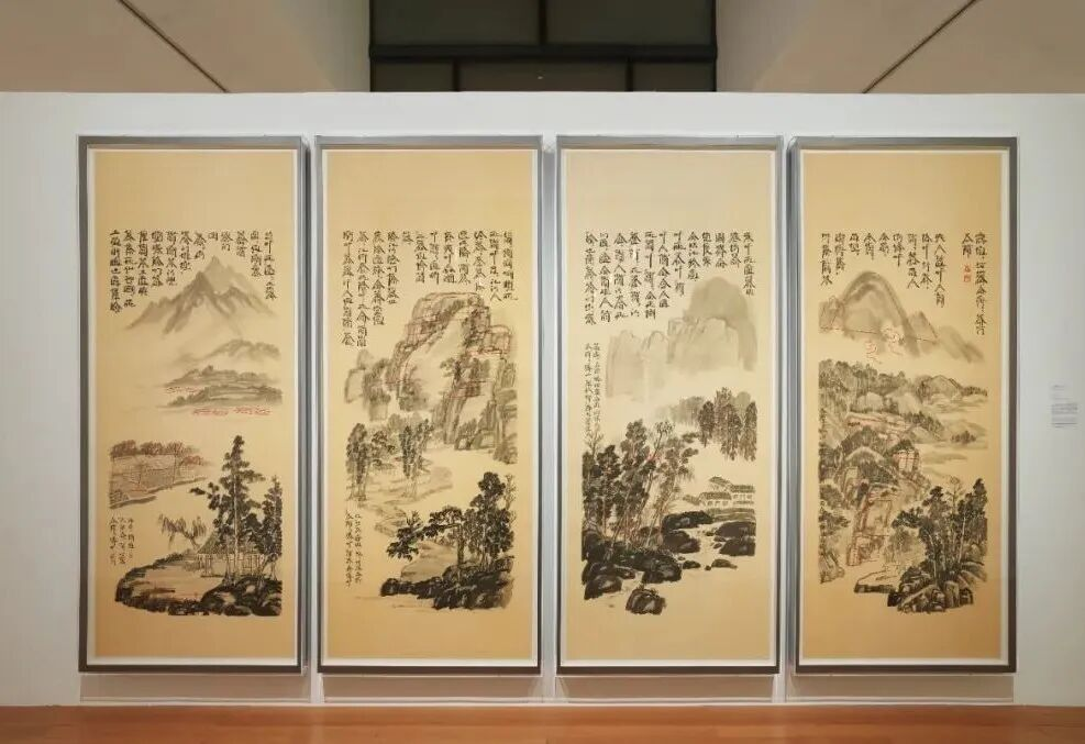 徐冰假作真园特展英文方块字与地书系列展示